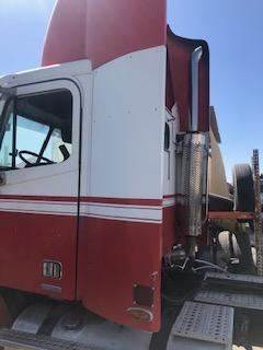 Good Used Driver Side CAb FAiring For A 2001 Freightliner Century ClAss 112