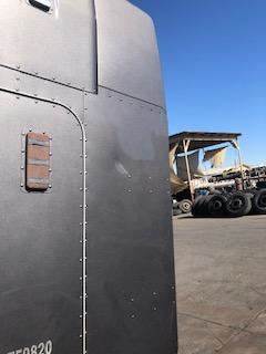 Good Used Driver Side Sleeper FAiring For A 2008 Peterbilt 386