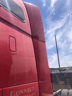 Good Used Driver Side Sleeper FAiring For A 2014 Volvo VNL64T