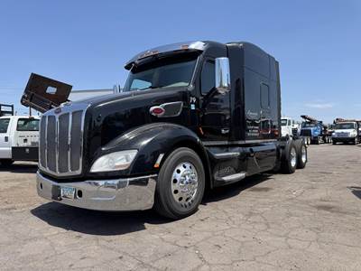 Peterbilt 579 Sleeper Semi Truck - Raised Roof Sleeper, Cummins 550HP, 12 Speed Dt12 Automatic