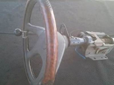 Freightliner Columbia 120 Steering Column, Steering Wheel, Cover, Horn Button