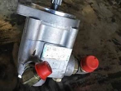 Used Cummins ISX Steering Pump