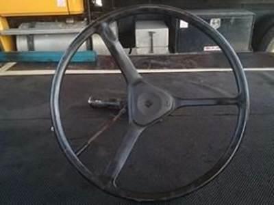 Used Steering Wheel And Trailer Air Brake Valve For 1998 International 9100