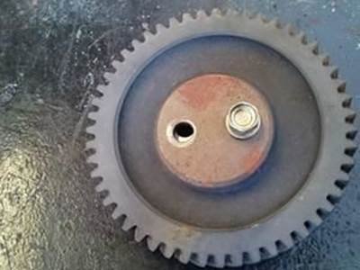 Good Clean And Inspected Isuzu 4BD2 Timing Gear And Hub Assembly