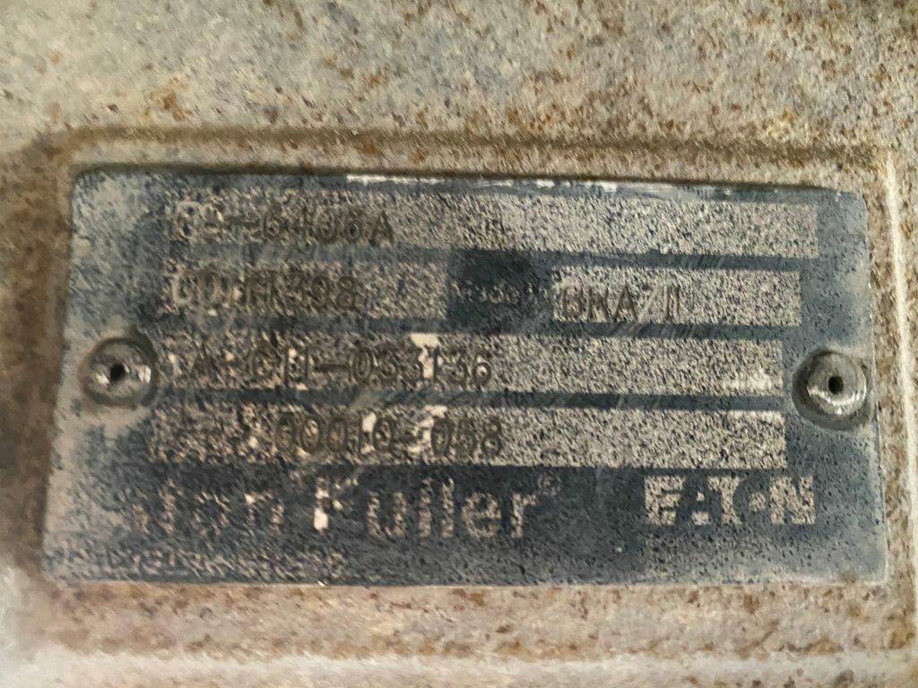 EatOn Fuller 6 Speed FS6406A Out Of 2002 FL70 With 497,843 Miles On
