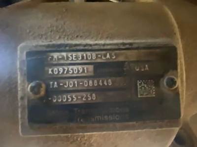 10 Speed Auto Shift MAnuAl EAton Fuller FM-1SE310B-LAS Out Of A 2014