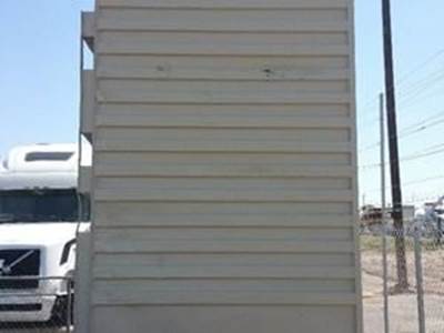 Good Clean Painted 20' Sea Container Great For Storage