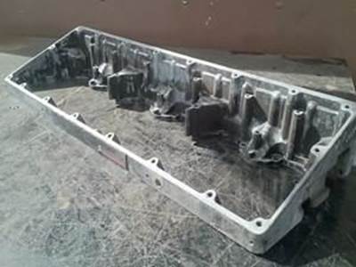 Used Valve Cover For Cummins M11 Celect Plus Engine
