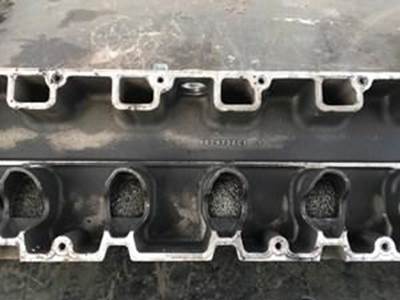 Used Engine Valve Cover For A International DT466E Engine