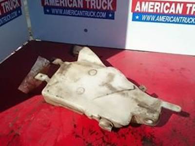 Used Wind Shield Washer Reservoir For Freightliner Classic XL