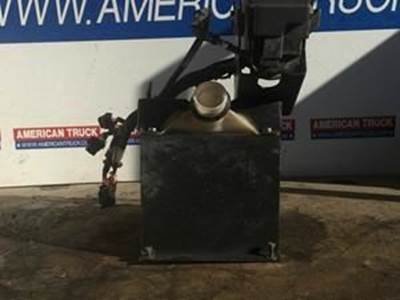 Used Windshield Washer Reservoir For Mack CH612