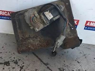 Used Wiper Motor With Bracket For A 2009 American Lefrance