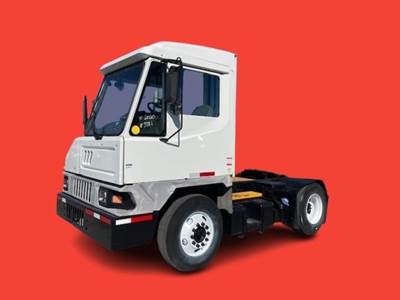 Kalmar T2 Yard Spotter Truck - Cummins, 173HP, 6 Speed Allison Hs Automatic