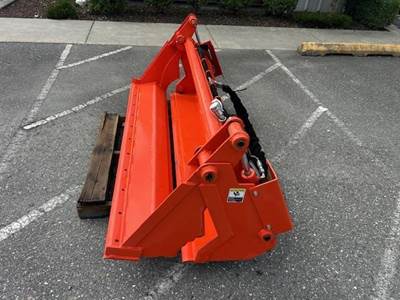 Kubota L2244 4-in-1 Bucket