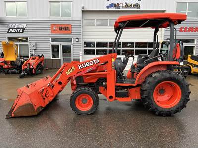 Kubota M59 Backhoe