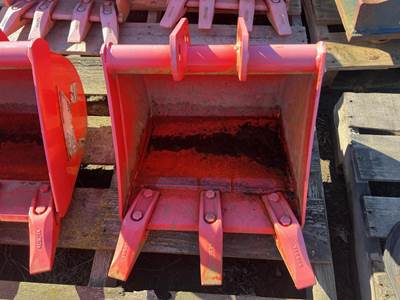 Kubota BT2416 Bucket