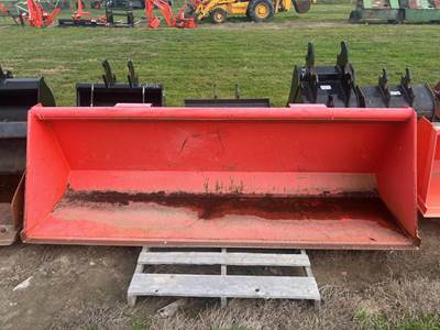 Kubota M3874 Bucket