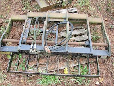 JCB HYD TOOL CARRIER Coupler