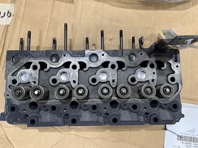 Kubota 1J800-03040 Cylinder Head