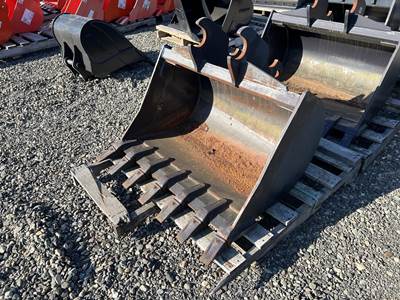 Kubota K7921 Ditching Bucket