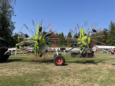 Claas LINER 4000 Hay Rake