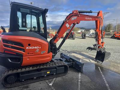 Kubota KX040-4 Mini Excavator