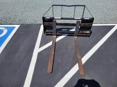 Land Pride PFL1242 Rotating Pallet Forks