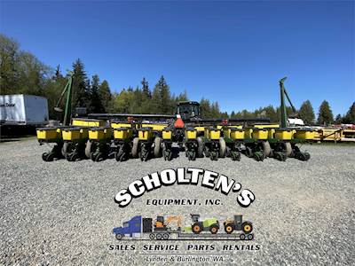 John Deere 7200 Planter / Row Unit