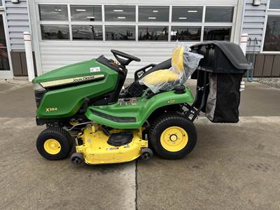 John Deere X384 Riding Lawn Mower