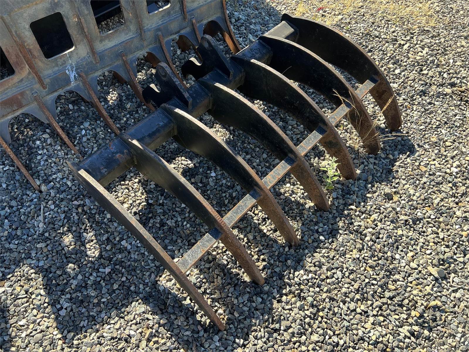 IHK 48" RAKE Root Rake For Sale Lynden, WA 61396
