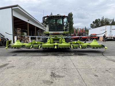Claas ORBIS 900