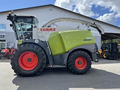 Claas JAGUAR 960 Self-Propelled Forage Harvester