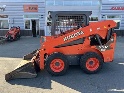 Kubota SSV65 Skid Steer
