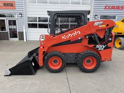 Kubota SSV65 Skid Steer