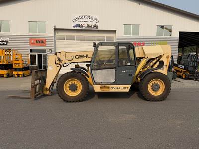 Gehl DL8H42 Telehandler - 8000lb Capacity, 42ft Lift Height