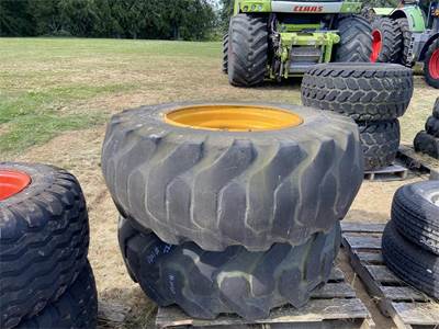 Goodyear 17.5-25 Tire