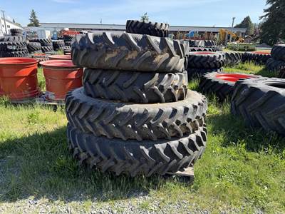 John Deere 320/90R46 Tire