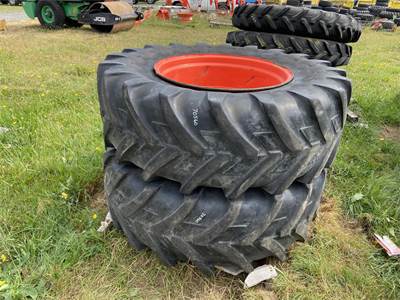 Michelin 16.9R28 Tire