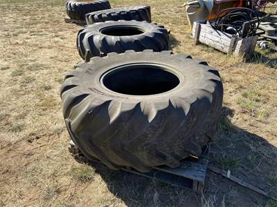 Michelin 500/70R24 Tire