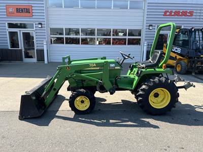 John Deere 855 Tractor