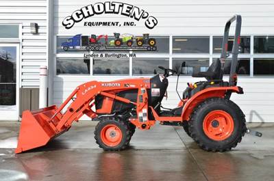 Kubota B2301HSD Tractor
