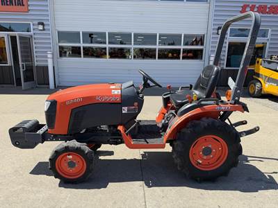 Kubota B2401DT Tractor