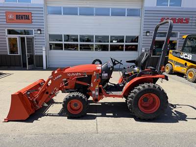 Kubota B2601HSD Tractor