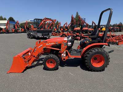 Kubota B2601HSD Tractor