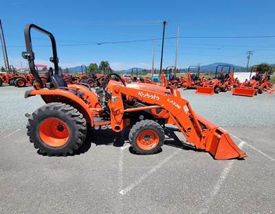 Kubota L3302HST Tractor