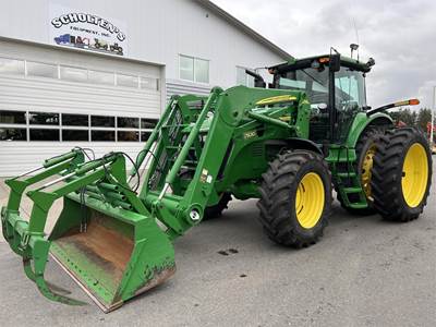John Deere 7930 Tractor