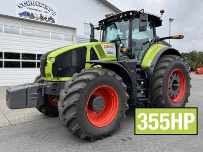 Claas AXION 930 Tractor