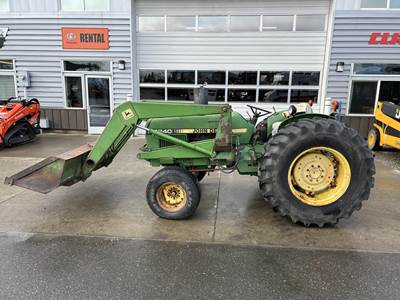 John Deere 2240 Tractor
