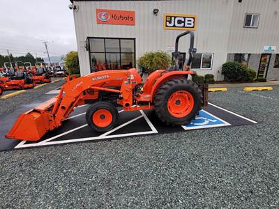 Kubota L4600F Tractor