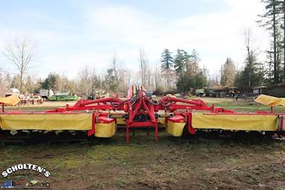 Pottinger NOVACAT 8600 Windrower